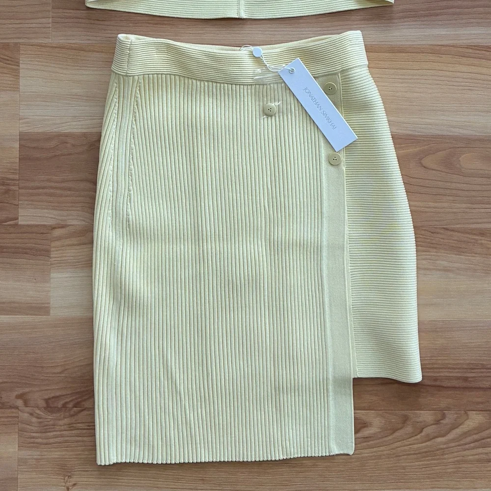 Jonathan Simkhai Compact Rib Knit Mini Skirt
Size: S
Color: Light Yellow - Picture 2 of 5